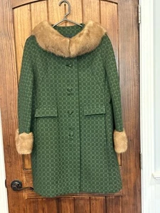 Vintage 50s Boucle Wool Fur Trim Kelly Green Overcoat Coat USA Union Made - Bild 1 von 13