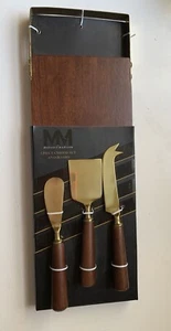 Three  Piece Cheese Set  With  Board  Mango Wood MM - Picture 1 of 2