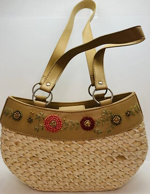 Bolso de mano boho con diseños de monedero con cuentas adornado floral de paja forrado de algodón Foto 1 de 4