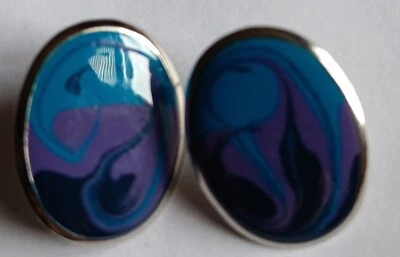 Turquesa Púrpura Violeta Tono plateado Pendientes ovalados perforados Foto 1 de 4