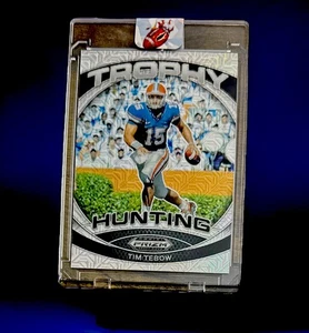 TIM TEBOW - 2024 PRIZM DRAFT PICKS - TROPHY HUNTING - SILVER MOJO - SSP /25! - Picture 1 of 3