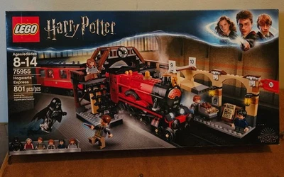 MIB NEW 801 Pieces Lego Harry Potter Hogwarts Express New & Sealed (75955) - Image 1 of 2