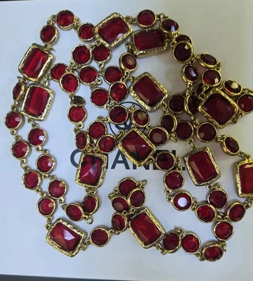 Collar Sautoir Cadena Chiclet Cristal Rojo Chanel Paris 1981 Firmado Vintage  Foto 1 de 4