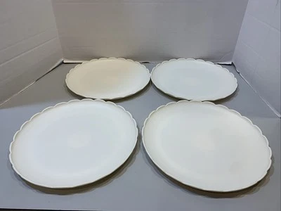 Mainstays 4pc Plastic Dinner Plates-10.5” Round Ribbed Border- Lightweight New - Image 1 of 4
