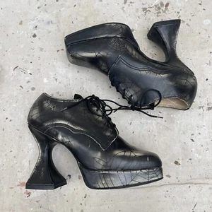 Vintage OG 90’s London Underground Spiderweb Print Leather Coffin Heel Platforms - Picture 1 of 8