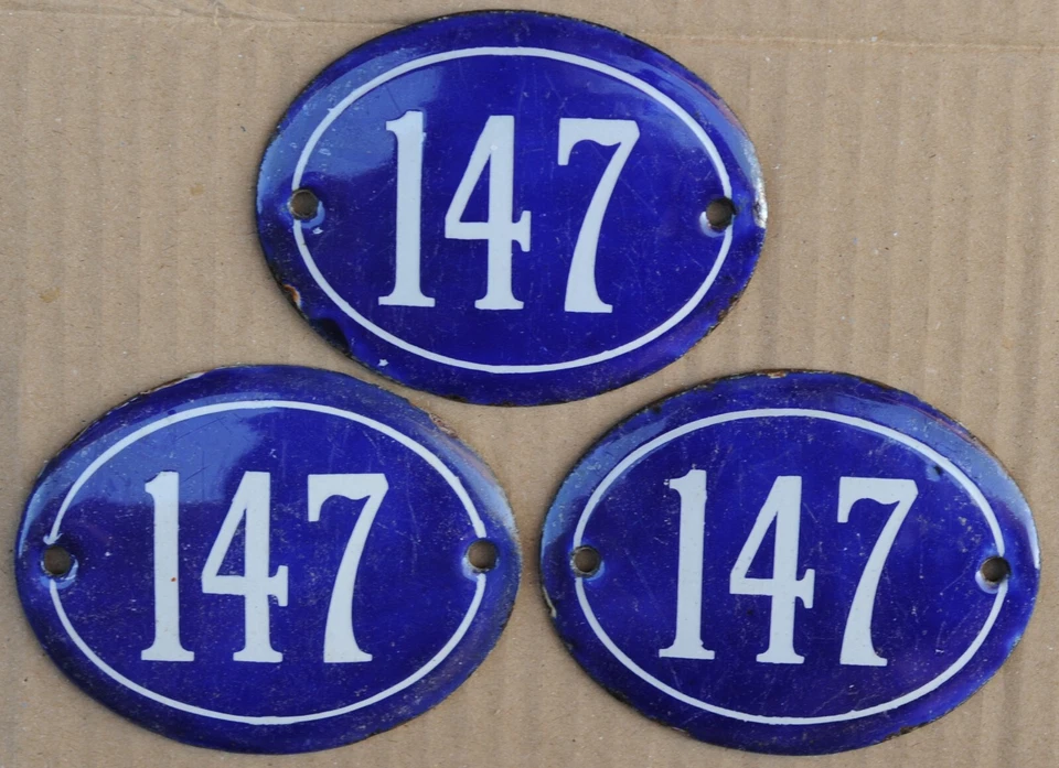Old blue oval French house number 147 door gate plate plaque enamel steel sign - Image 1 of 1