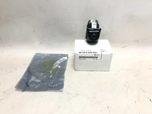 BMW OEM NEW F20 F87 F30 F82 F07 F10 F01 E84 F25 E70 1 2 3 4 5 X Reversing camera - Picture 1 of 8