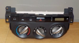 2004 Toyota RAV-4 Temperature Climate Control Unit AC Heat Fan 45591-2050 - Picture 1 of 7