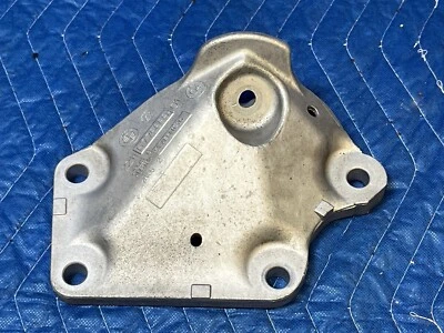 🚘 2006-2010 BMW E60 528i 535i RWD Left Engine Suspension Bracket Arm OEM - Image 1 of 4