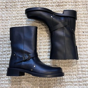 Stuart Weitzman Maverick Studded Leather Boot Sz 7.5B - Picture 1 of 7