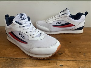 fila realm runner