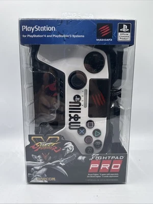 Mad Catz Street Fighter V FightPad PRO Playstation PS4 / PS3 White New - Image 1 of 4