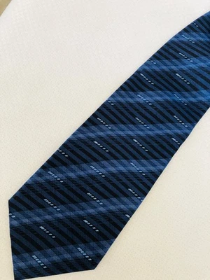 Van Heusen条纹蓝色黑色丝绸领带 — 第 1/3 张图片