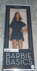 Mattel 2025 Barbie Basics Model 01 Signature Barbie Basics Asian Doll JBH72 - Bild 1 von 10