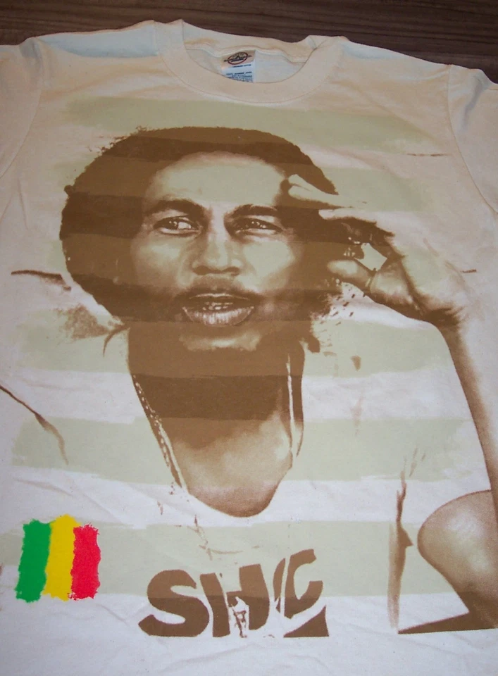 Camiseta BOB MARLEY BANDERA RAYAS JUVENTUD GRANDE NUEVA Foto 1 de 2