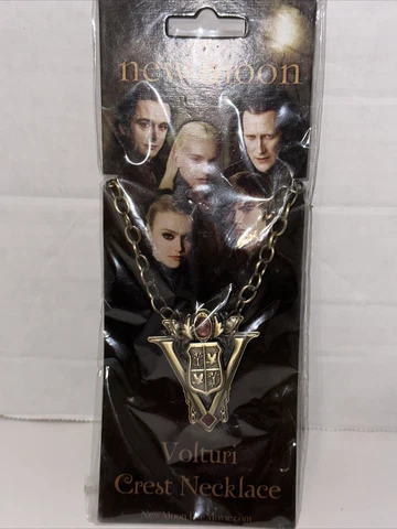 The Twilight Saga New Moon VOLTURI NECKLACE Official NECA Prop Replica Jewelry Cover