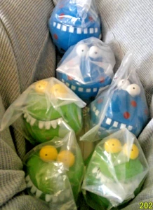 FUN EXPRESS TOYS PARTY FAVORS 12 BALLS 6 PURPLE, 3 GREEN 3 BLUE MONSTERS - Picture 1 of 2