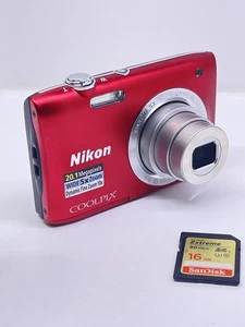 Cámara digital compacta Nikon Coolpix S2900 20,1 MP roja probada totalmente funcional. En muy buena condición - Imagen 1 de 5