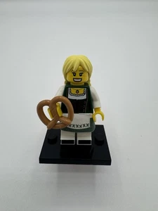 Lego Minifigures Series 11  - 71002 Retired Product, Pretzel Girl Rare - Picture 1 of 2