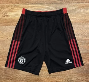 Manchester United Football Team Casual Shorts Adidas Mens Medium - Bild 1 von 3