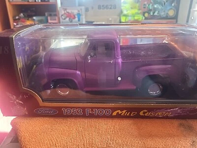 Ford F-100 1953 Road Legends escala 1/18 suave personalizado!!! PÚRPURA METALIZADO 92149 Foto 1 de 4