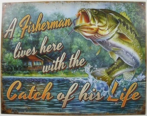 A Fisherman lives here with catch Tin Metal Sign Bass Fish Lure Rod lodge 2235 - Picture 1 of 1