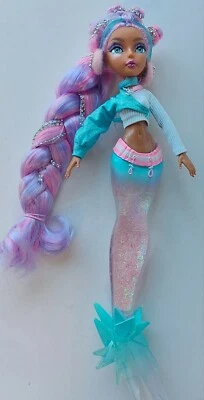 Кукла-русалка MERMAZE MERMAIDZ Harmonique Color Change Winter Waves - Изображение 1 из 4