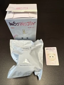 Instinctoy Fantasy World Series Pop Mart 2.5-Inch Plush Key Chain. Dream White - Picture 1 of 4