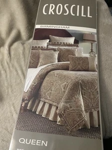 Croscill Birmingham Queen 4-Pc Set - Picture 1 of 3