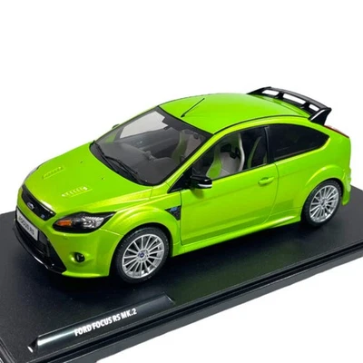 Modellino Auto Solido 1/18 Ford Focus RS MK2 Ultimate Green Metallic 2009 - Immagine 1 di 4