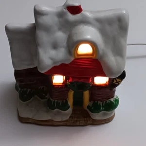 Vintage Christmas Miniature House, Electric, Lights Up, Good Condition - Picture 1 of 12