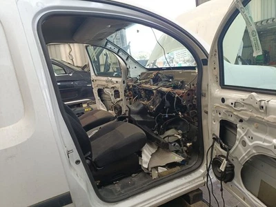 8200425627 РЕЗИНОВОЕ УПЛОТНЕНИЕ ДВЕРИ / 187131 ДЛЯ RENAULT KANGOO EXPRESS FW0/1_ 1,5 DCI - Изображение 1 из 4