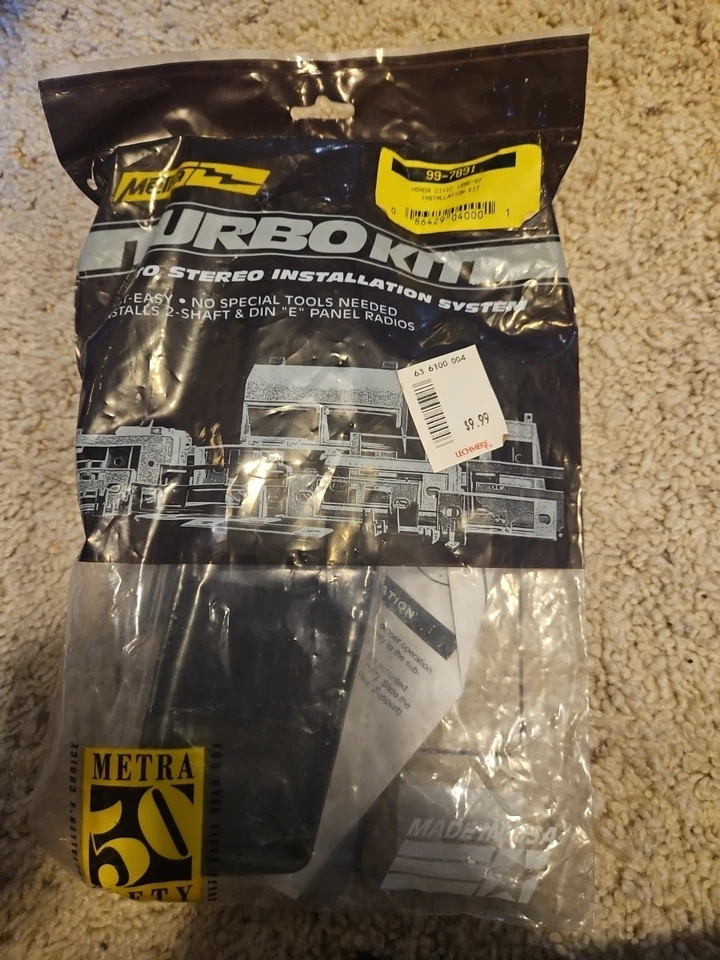 Комплект для установки на приборную панель Metra 99-7891 с одним DIN для Honda Civic 1996-1998 годов выпуска - Изображение 1 из 2