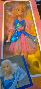 VINTAGE LOVELY JUDY BARBIE CLONE FASHION POSEABLE DOLL IN BOX RARE - Picture 1 of 4
