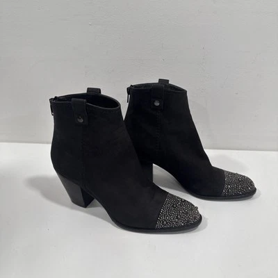 Botines Stuart Weitzman negros de gamuza con tachuelas punta OW34722 talla 9 Foto 1 de 4