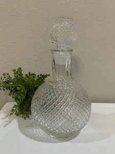 BHOOMI UNIVERSAL Designer Whisky Decanter LIQUER Diamond Cut Glass 1000 ML - Picture 1 of 7