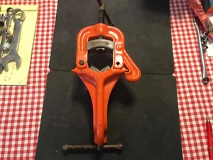 Ridgid Tools Portable Pipe Bench Clamp on 1/8" to 2" Vise No.38 - Picture 1 of 11