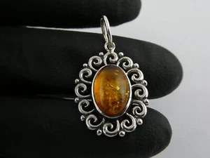 Vintage Unmarked Sterling Silver Amber Cabochon Pendant Charm 2.3g 1 Inch - Picture 1 of 11