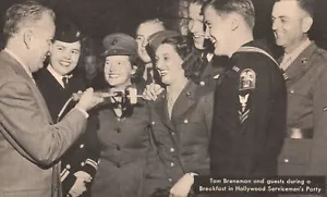 Vintage Postcard Tom Brenemen Guests During Breakfast In Hollywood Servicemen - Picture 1 of 2