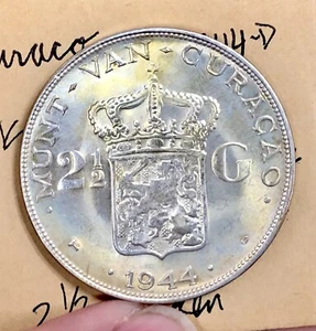 ESCASO Florín Plata 1944 2 1/2 Curazao Países Bajos Tono Wilhelmina BAJA ACUÑACIÓN - Imagen 1 de 9