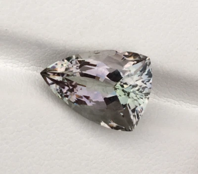 Fantastic quartz fancy cut loupe clean gemstone beautiful bio color 4.05 carat - Image 1 of 4