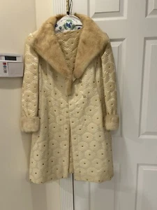 Vintage 1960s coat and dress set With Fur Beautiful Condition No Size Tag - Picture 1 of 21