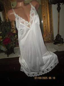 Vintage Liza Lawrence White Nylon Lacy dress gown lingerie size 42 - Picture 1 of 6