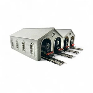 Cobertizo de motor cuádruple calibre OO 1:76 - Modelo de construcción de motores ferroviarios 3D_PTD - Imagen 1 de 4