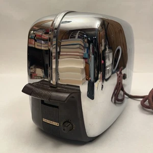 Vintage Toastmaster Toaster #A4981631, 2 slice, Works! - Picture 1 of 8