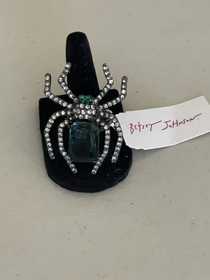 ANILLO BETSEY JOHNSON TONO PLATA ARAÑA EN VERDE 7,5 Foto 1 de 4