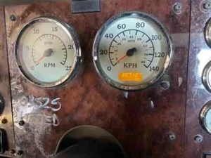 2005 International 9200i Instrument Cluster - P/N: 3592576C91 - Picture 1 of 4
