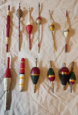 Qty 12 Antique Wooden Fishing Bobbers Lot Fishing Floats Hand & Factory Painted - Image 1 of 4