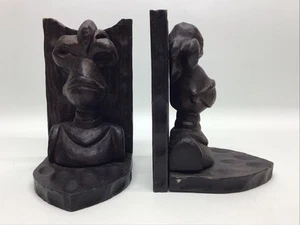 Vintage Hand-Carved Dark Wood Book Ends Scalloped Knight Armor Fleur-de-Lis - Picture 1 of 18