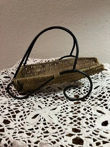 Weinflaschenkorb aus Weidegeflecht und Metall - Bild 1 von 2